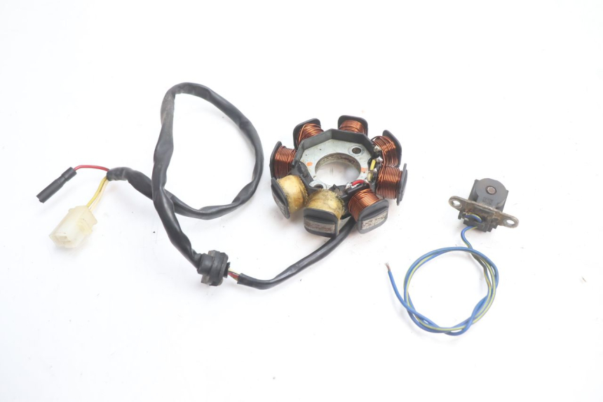 photo de ROTOR STATOR PEUGEOT V-CLIC VCLIC 50 (2007 - 2013) - Vista d'insieme del prodotto