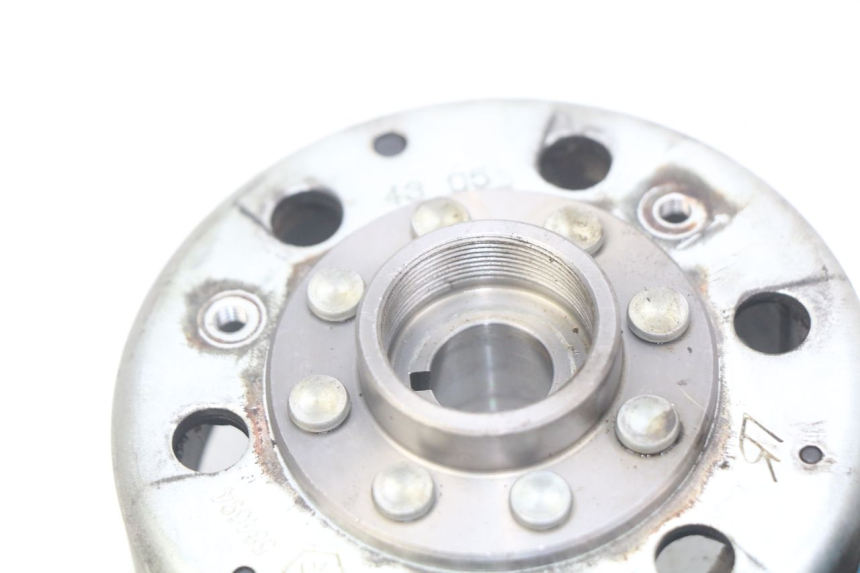 photo de ROTOR STATOR PIAGGIO VESPA LX 125 (2005 - 2010) - Dettagli dei punti di fissaggio