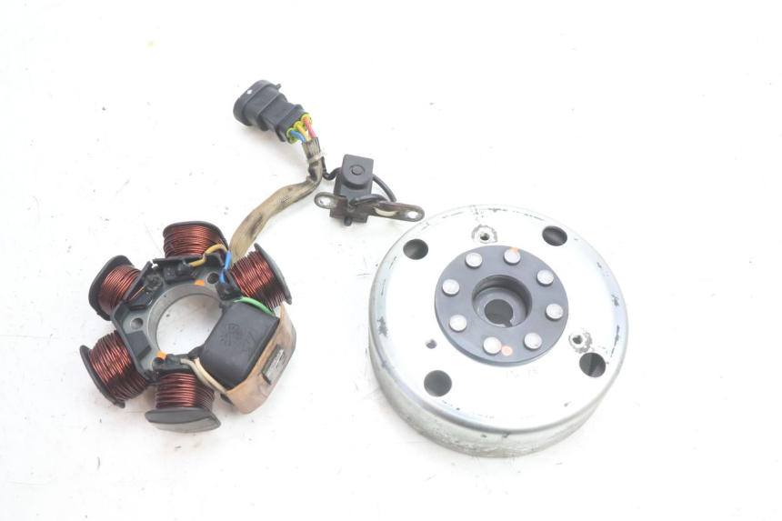 photo de ROTOR STATOR PIAGGIO VESPA S 2T 50 (2007 - 2014) - Vista principale
