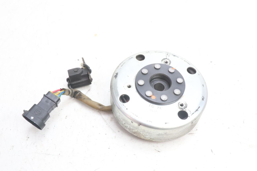 photo de ROTOR STATOR PIAGGIO VESPA S 2T 50 (2007 - 2014) - Zoom sullo stato d'uso