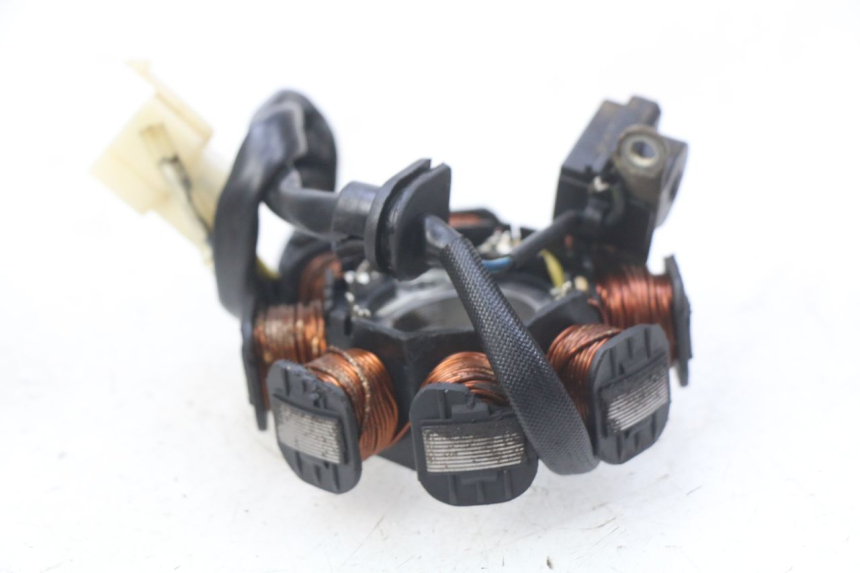 photo de ROTOR STATOR PEUGEOT VIVACITY NEW 4T 50 (2008 - 2017) - Primo piano tecnico