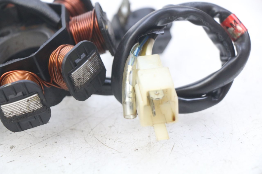 photo de ROTOR STATOR PEUGEOT VIVACITY NEW 4T 50 (2008 - 2017) - Stato della superficie e materiale