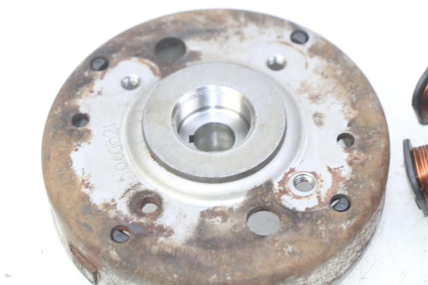 photo de ROTOR STATOR PEUGEOT VIVACITY NEW 4T 50 (2008 - 2017) - Marcature e riferimenti originali