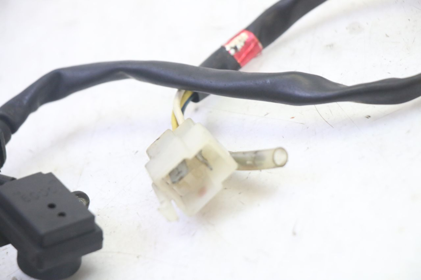 photo de ROTOR STATOR PEUGEOT VIVACITY NEW 4T 50 (2008 - 2017) - Dettagli dei punti di fissaggio