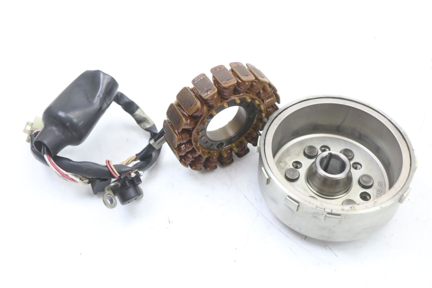 photo de STATORE YAMAHA XMAX X-MAX ABS 125 (2017 - 2020) - Vista principale