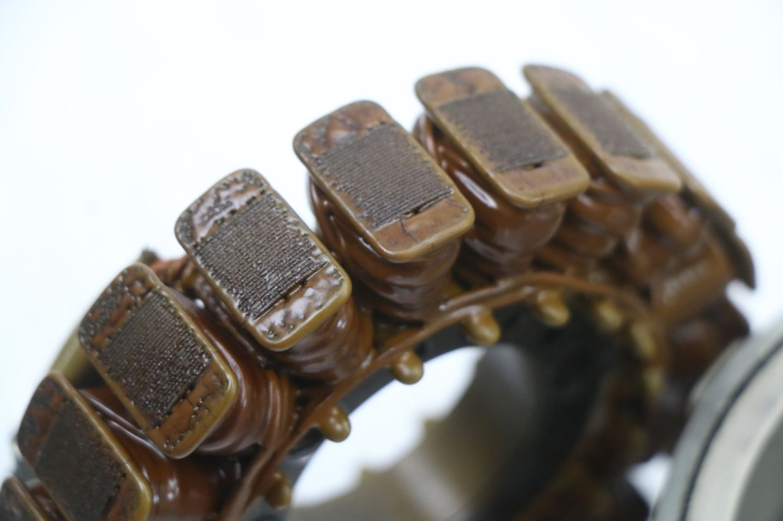 photo de STATORE YAMAHA XMAX X-MAX ABS 125 (2017 - 2020) - Stato della superficie e materiale