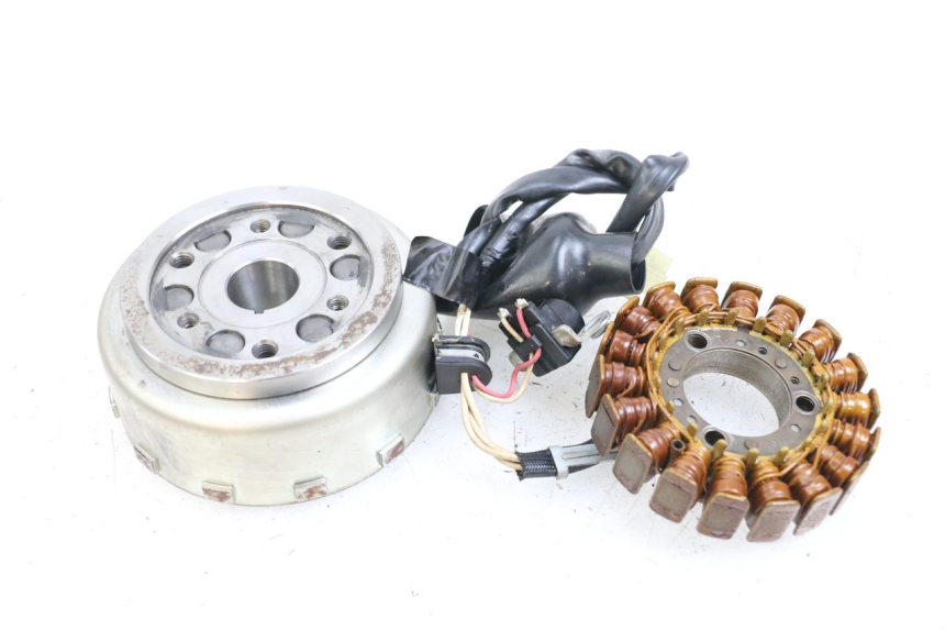 photo de STATORE YAMAHA X-MAX XMAX 125 (2010 - 2013) - Primo piano tecnico