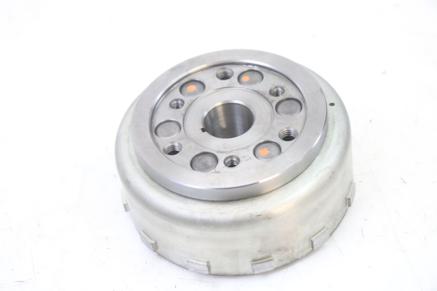 photo de STATORE YAMAHA X-MAX XMAX 125 (2010 - 2013) - Dettagli dei punti di fissaggio