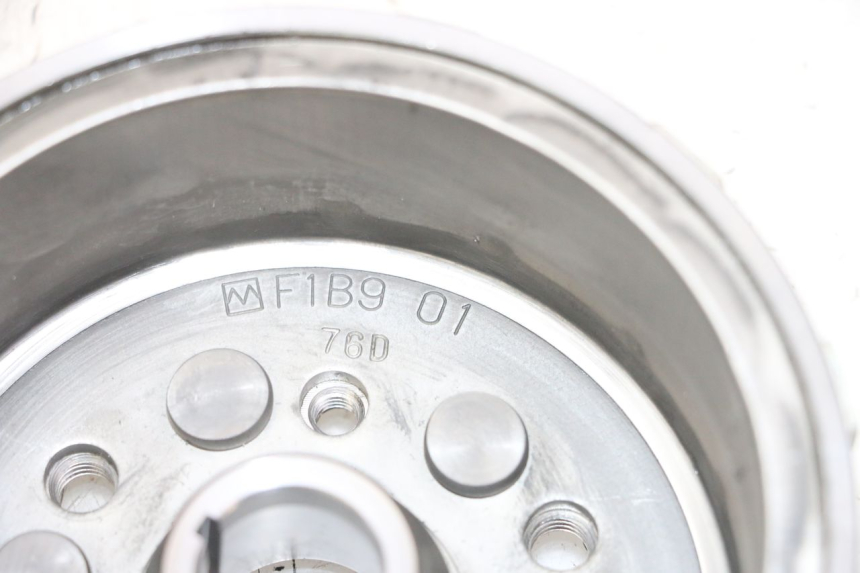 photo de STATORE YAMAHA XMAX X-MAX 125 (2006 - 2009) - Marcature e riferimenti originali