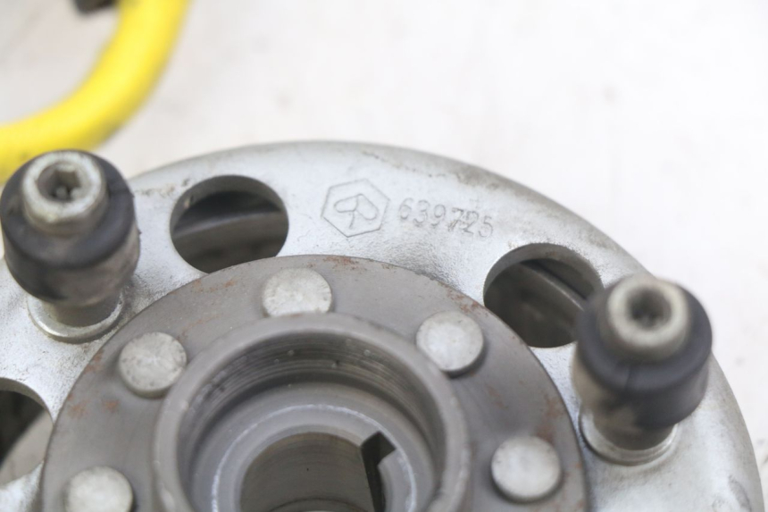 photo de ROTOR STATOR PIAGGIO X8 125 (2004 - 2007) - Ricambio usato controllato