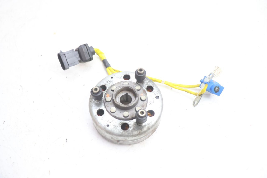 photo de ROTOR STATOR PIAGGIO X9 EVOLUTION 125 (2003 - 2007) - Zoom sullo stato d'uso