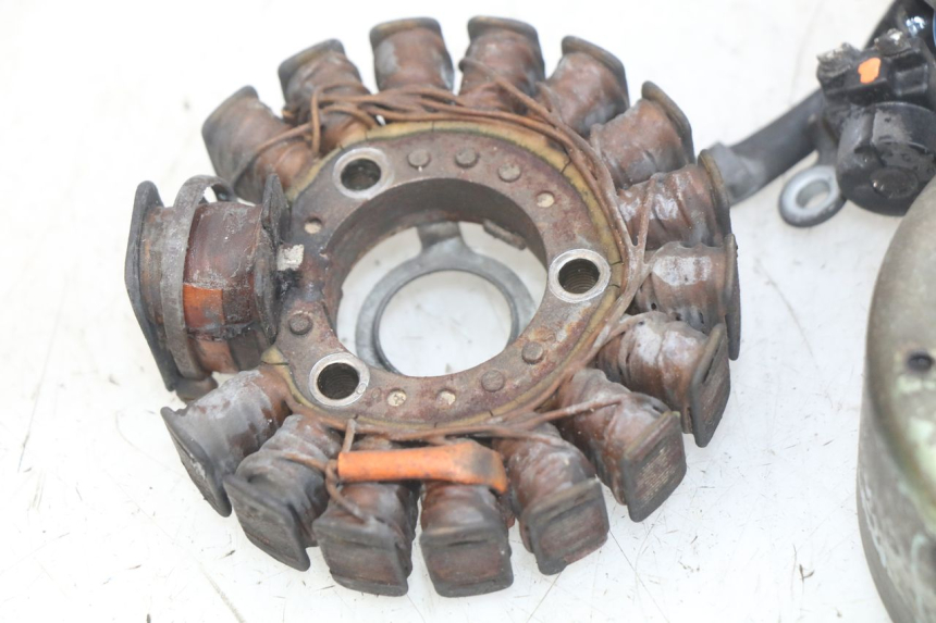 photo de ROTOR STATOR YAMAHA YP MAJESTY 125 (1998 - 2001) - Altra vista dell'articolo