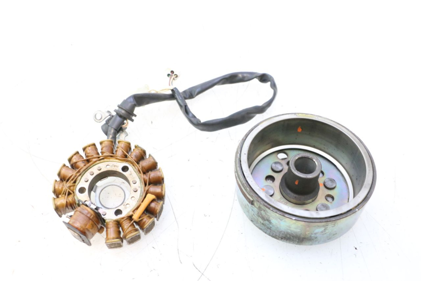 photo de ROTOR STATOR YAMAHA YP MAJESTY 125 (1998 - 2001) - Dettaglio del componente