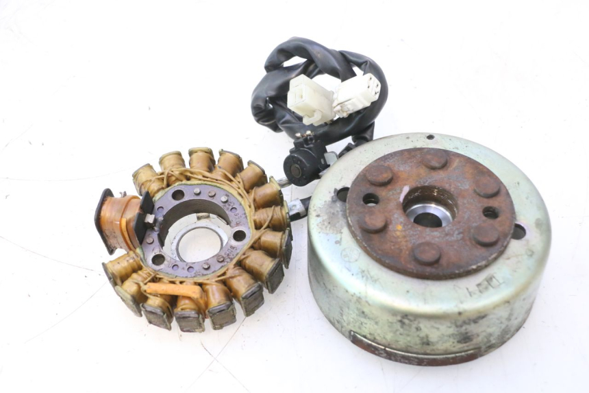 photo de ROTOR STATOR YAMAHA YP MAJESTY 125 (1998 - 2001) - Vista principale