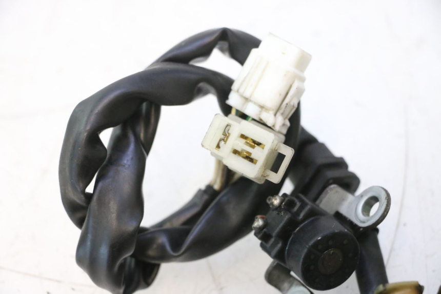 photo de ROTOR STATOR YAMAHA YP MAJESTY 125 (1998 - 2001) - Primo piano ad alta risoluzione