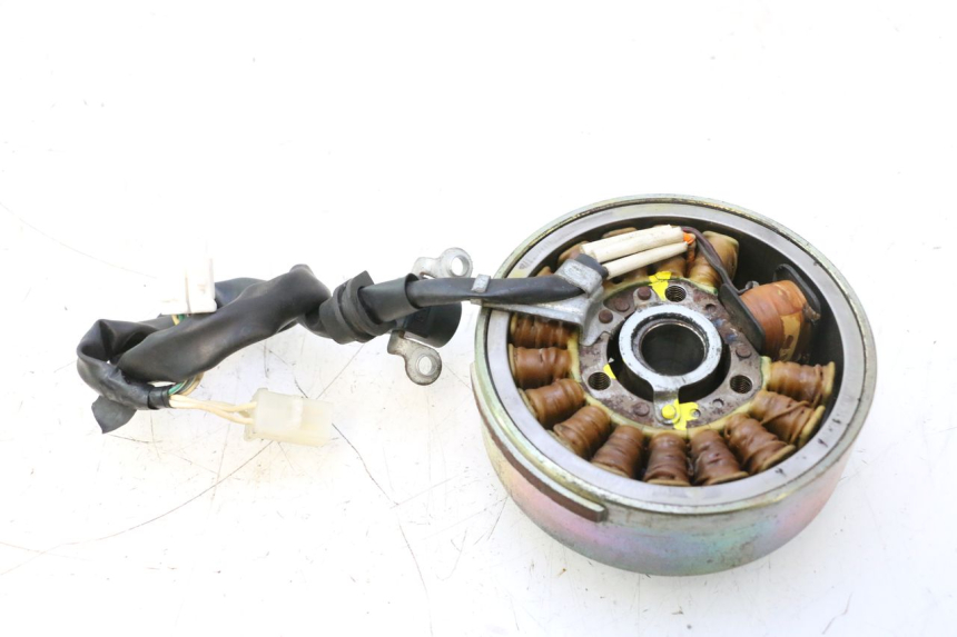 photo de ROTOR STATOR YAMAHA YP MAJESTY 125 (2002 - 2006) - Dettaglio del componente