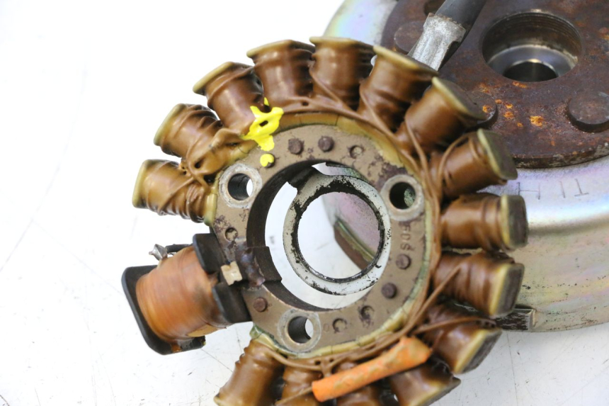 photo de ROTOR STATOR YAMAHA YP MAJESTY 125 (2002 - 2006) - Zoom sullo stato d'uso