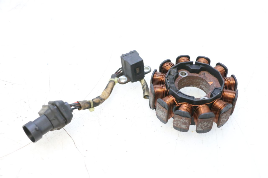 photo de ROTOR STATOR PIAGGIO ZIP 4T 50 (2018 - 2020) - Primo piano tecnico