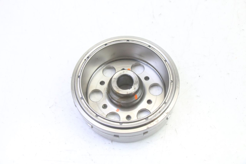 photo de VOLANO YAMAHA TDM ABS 900 (2002 - 2014) - Zoom sullo stato d'uso