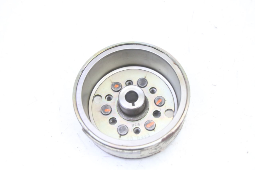 photo de VOLANO YAMAHA TDR DELTABOX 125 (1997 - 2003) - Primo piano tecnico