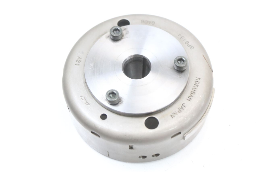 photo de VOLANO SUZUKI UH BURGMAN 125 (2002 - 2006) - Dettaglio del componente