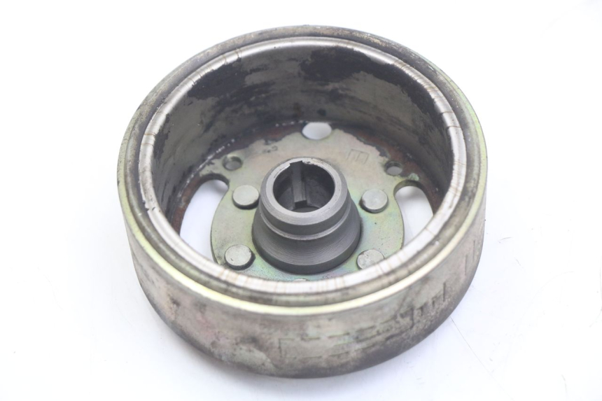 photo de VOLANO PEUGEOT VIVACITY 125 (2010 - 2017) - Dettaglio del componente