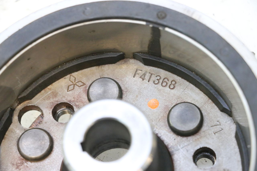 photo de VOLANO YAMAHA WAVE RUNNER GP R 1200 (2000 - 2003) - Dettaglio del componente