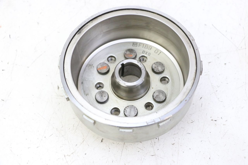 photo de VOLANO YAMAHA X-MAX XMAX 125 (2010 - 2013) - Primo piano tecnico