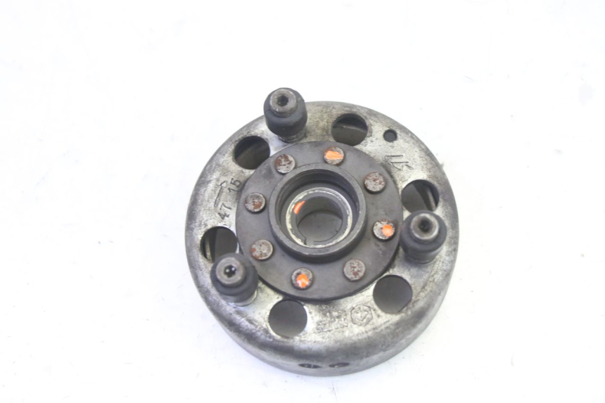 photo de VOLANO PIAGGIO XEVO - X EVO 125 (2007 - 2017) - Dettaglio del componente