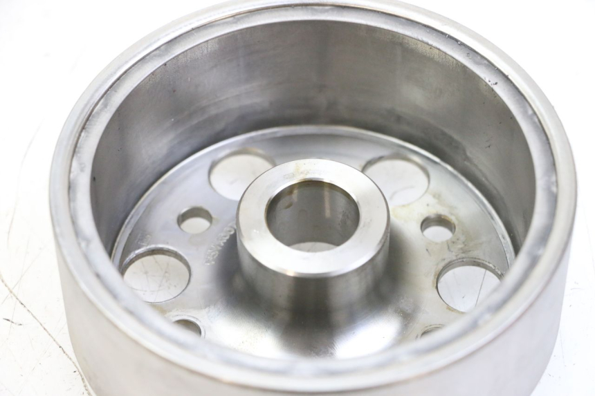 photo de VOLANO YAMAHA FZ6 FAZER S2 600 (2007 - 2011) - Dettaglio del componente