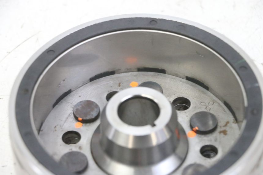 photo de VOLANO YAMAHA FZS FAZER 600 (2001 - 2003) - Primo piano tecnico