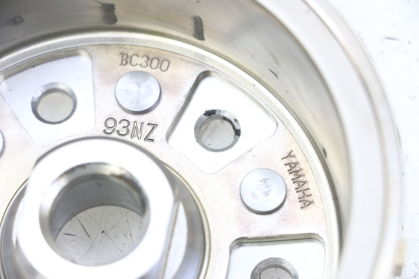 photo de VOLANO YAMAHA YP T-MAX TMAX 530 (2017 - 2020) - Altra angolazione