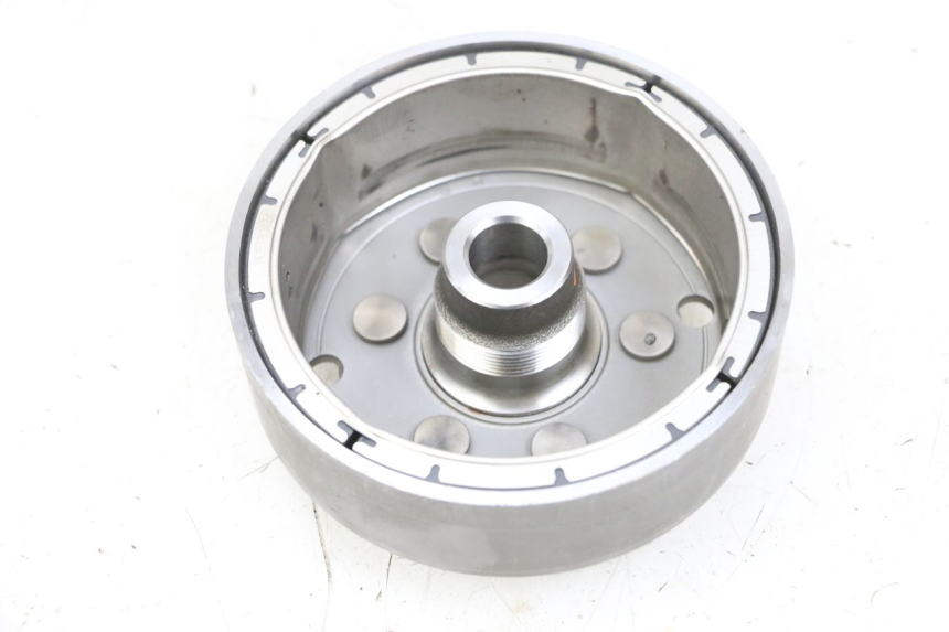 photo de VOLANO KAWASAKI ZR 7 750 (1999 - 2004) - Zoom sullo stato d'uso