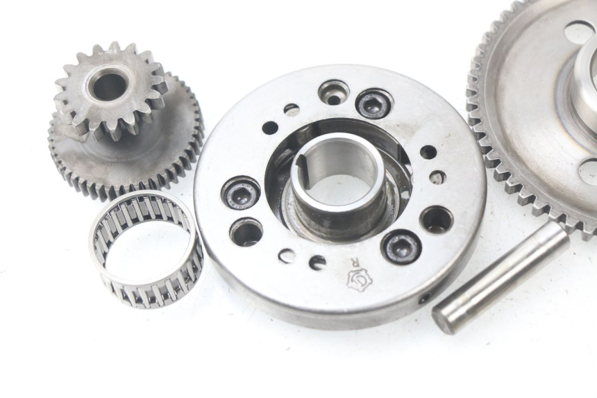 photo de RUOTA LIBERA AVVIATORE JONWAY AZTRAL 125 (2008 - 2017) - Primo piano tecnico