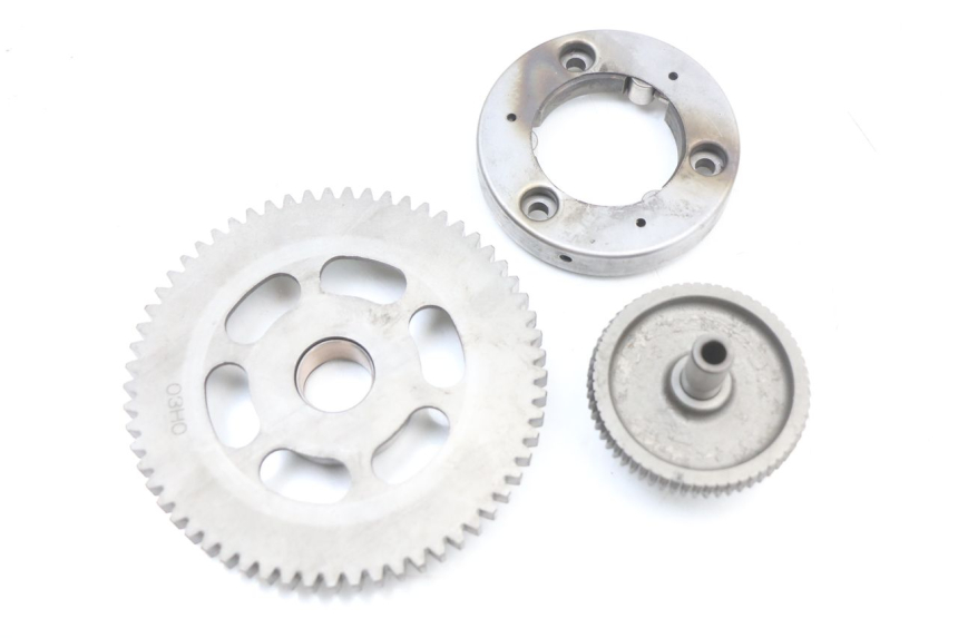 photo de RUOTA LIBERA AVVIATORE SUZUKI BURGMAN 125 (2007 - 2014) - Zoom sullo stato d'uso