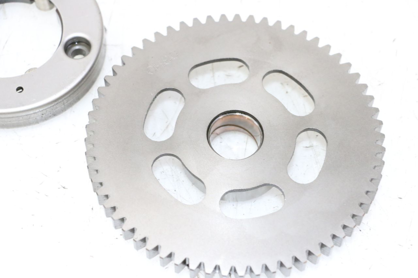 photo de RUOTA LIBERA AVVIATORE SUZUKI BURGMAN 125 (2007 - 2014) - Altra angolazione