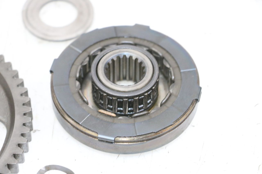 photo de RUOTA LIBERA AVVIATORE SUZUKI BURGMAN 650 (2013 - 2020) - Marcature e riferimenti originali