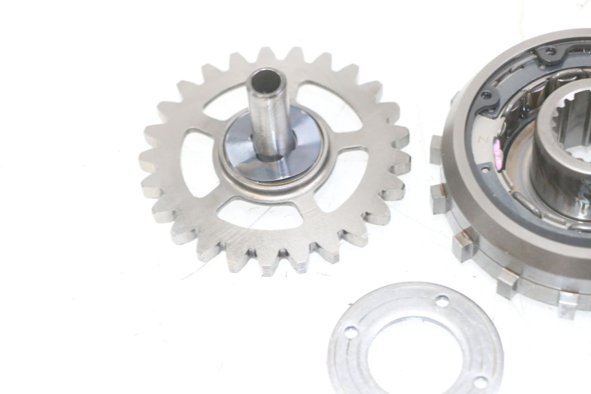 photo de RUOTA LIBERA AVVIAMENTO HONDA CB R 1000 (2018 - 2023) - Dettagli dei punti di fissaggio