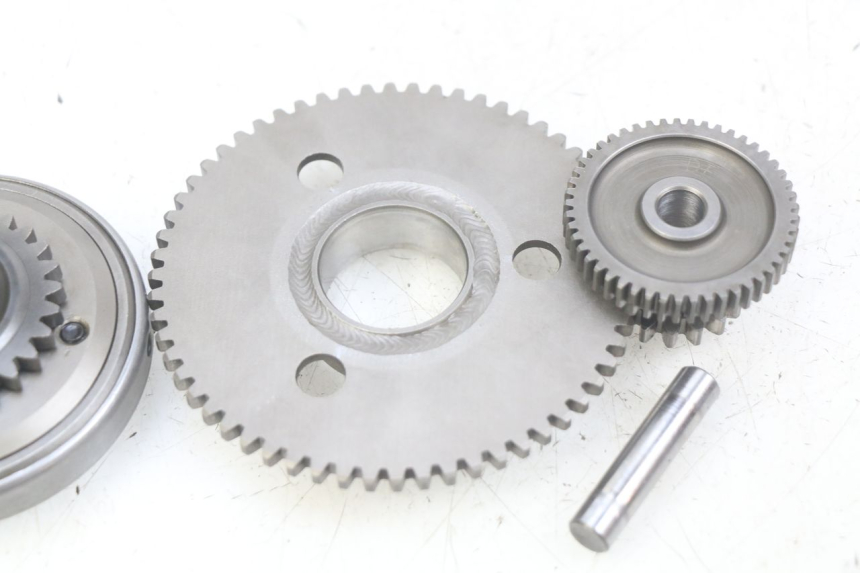 photo de RUOTA LIBERA AVVIATORE PEUGEOT CITYSTAR AIR 125 (2014 - 2017) - Altra angolazione