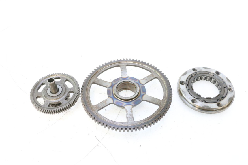 photo de RUOTA LIBERA AVVIAMENTO YAMAHA FJR 1300 (2001 - 2005) - Primo piano tecnico
