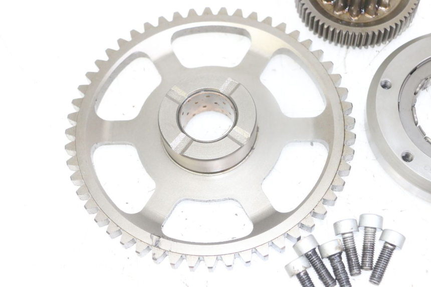 photo de RUOTA LIBERA AVVIAMENTO HONDA FORZA ABS 300 (2013 - 2017) - Stato della superficie e materiale