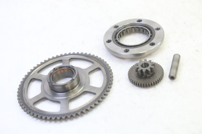 photo de RUOTA LIBERA AVVIAMENTO YAMAHA FZ6 N FAZER 600 (2004 - 2006) - Altra angolazione