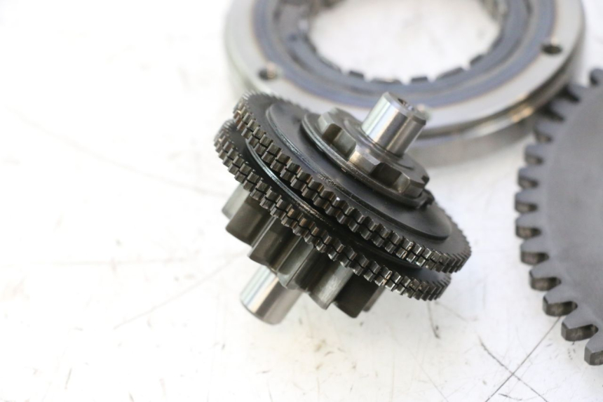 photo de RUOTA LIBERA AVVIATORE GILERA GP 800 (2007 - 2013) - Altra angolazione