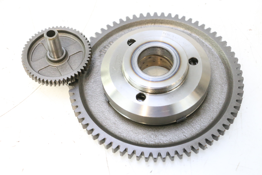 photo de RUOTA LIBERA AVVIAMENTO SUZUKI GSF N BANDIT 1200 (2001 - 2005) - Vista principale