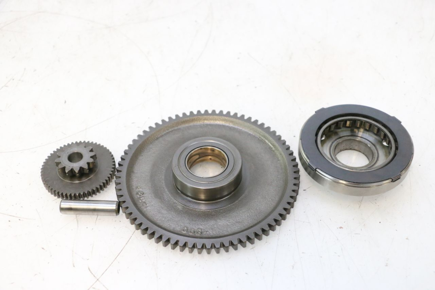 photo de RUOTA LIBERA AVVIAMENTO SUZUKI GSF N BANDIT 1200 (2001 - 2005) - Dettaglio del componente