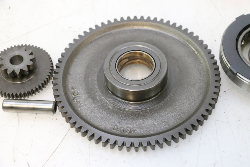 photo de RUOTA LIBERA AVVIAMENTO SUZUKI GSF N BANDIT 1200 (2001 - 2005) - Primo piano tecnico