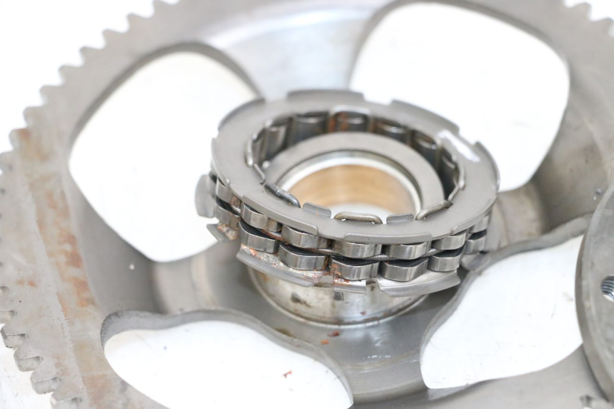 photo de RUOTA LIBERA AVVIAMENTO KAWASAKI NINJA 400 (2018 - 2023) - Zoom sullo stato d'uso