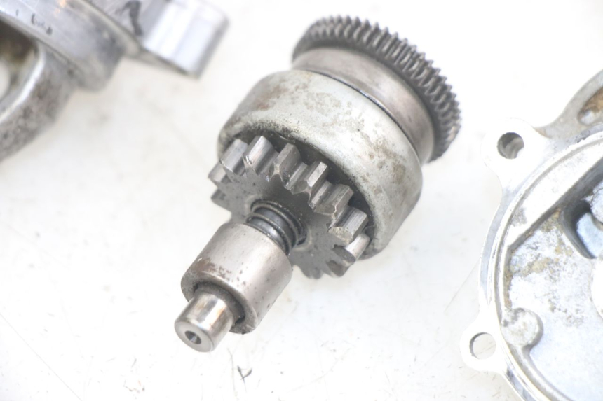 photo de RUOTA LIBERA AVVIATORE GILERA RK 50 (1996 - 1999) - Dettagli dei punti di fissaggio