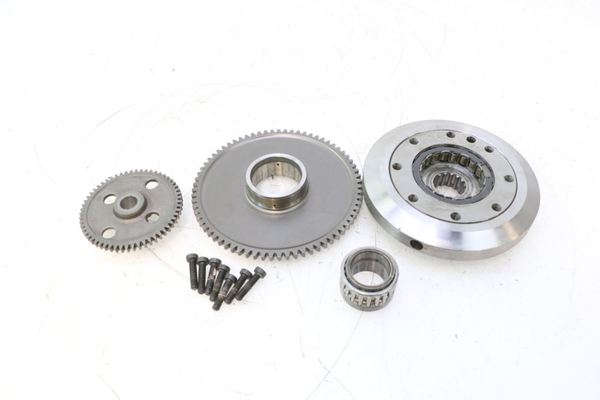 photo de RUOTA LIBERA AVVIAMENTO DUCATI SS IE DS CARENEE 1000 (2002 - 2006) - Primo piano tecnico