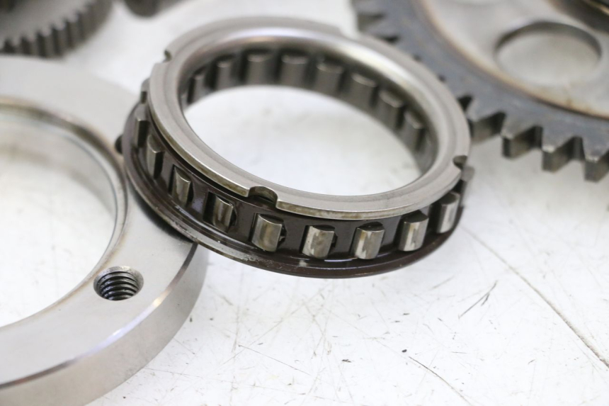 photo de RUOTA LIBERA AVVIATORE YAMAHA X-MAX XMAX 250 (2006 - 2009) - Stato della superficie e materiale